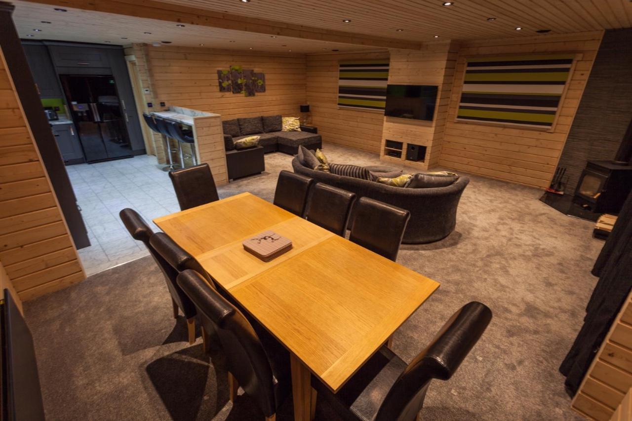 Ilodge Ultra Louth  Bagian luar foto