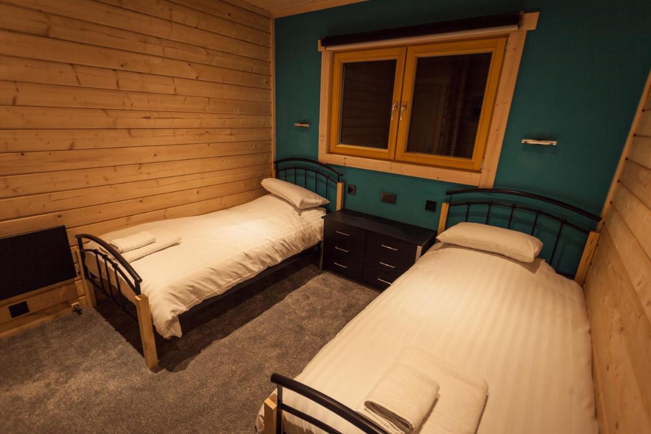 Ilodge Ultra Louth  Bagian luar foto