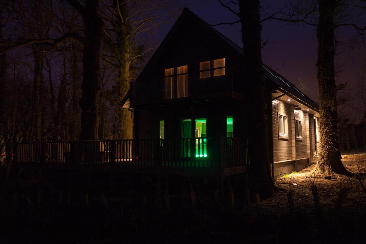 Ilodge Ultra Louth  Bagian luar foto