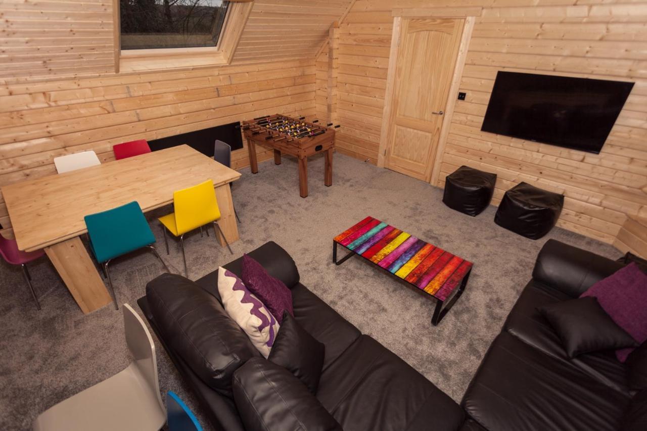 Ilodge Ultra Louth  Bagian luar foto